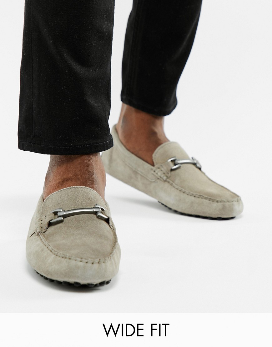 ASOS DESIGN Wide Fit driving shoes in grey suede with snaffle
