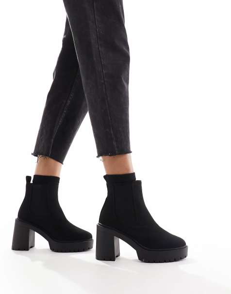 ASOS DESIGN – Wide Fit – Elma – Svarta, grova chelseaboots med klackar och bred passform - view 1