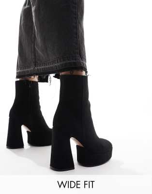 ASOS DESIGN - Wide Fit - Enchant - Stiefel in Schwarz mit feiner Struktur, Absatz und Plateausohle