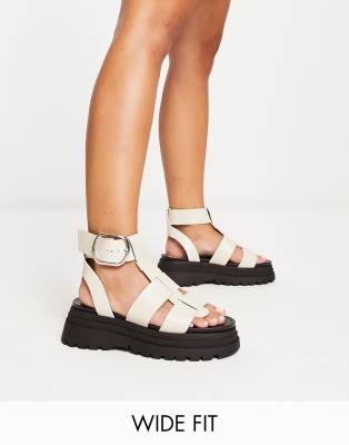 ASOS DESIGN Wide Fit - Factor - Flache Fischer-Sandalen in Wollweiß mit Metallschnalle