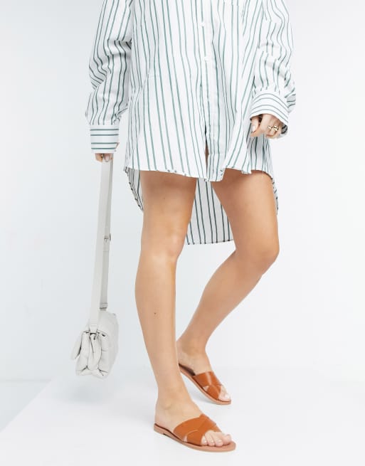 ASOS DESIGN Wide Fit – Facts – Pantoletten mit Kreuzriemen in Hellbraun, 4 von 4