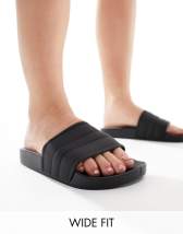 ASOS DESIGN Fudge chunky flip flops in black