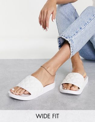 ASOS DESIGN Wide Fit Flare quilted sliders in white