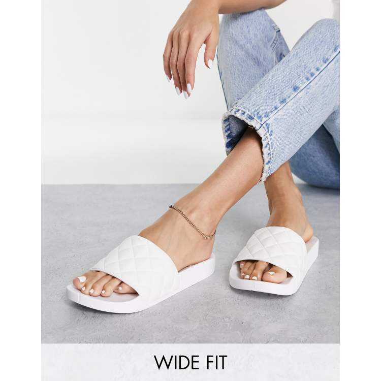 ASOS DESIGN Wide Fit Flare quilted sliders in white