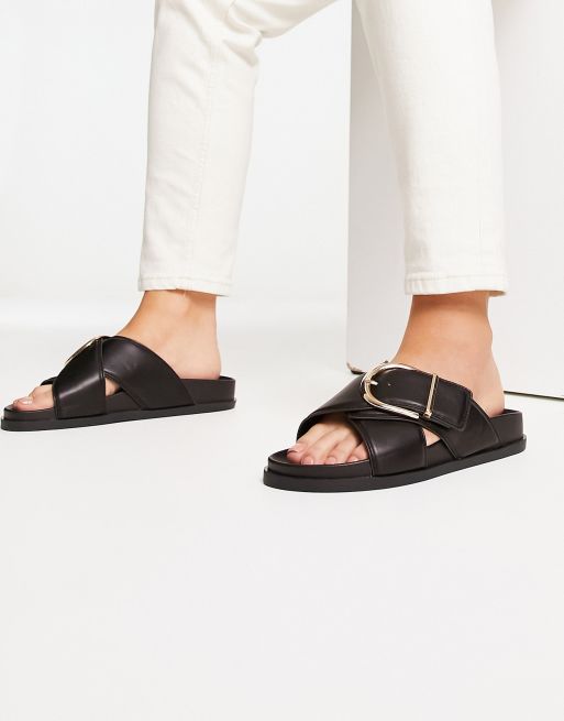 ASOS DESIGN Wide Fit - Flash - Sorte flade sandaler med krydsende remme og spænde, 4 af 4