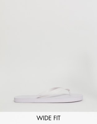wide fit flip flops