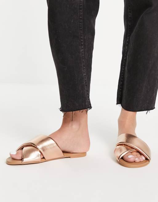 ASOS DESIGN Wide Fit Fixation cross strap jelly flat sandals in black