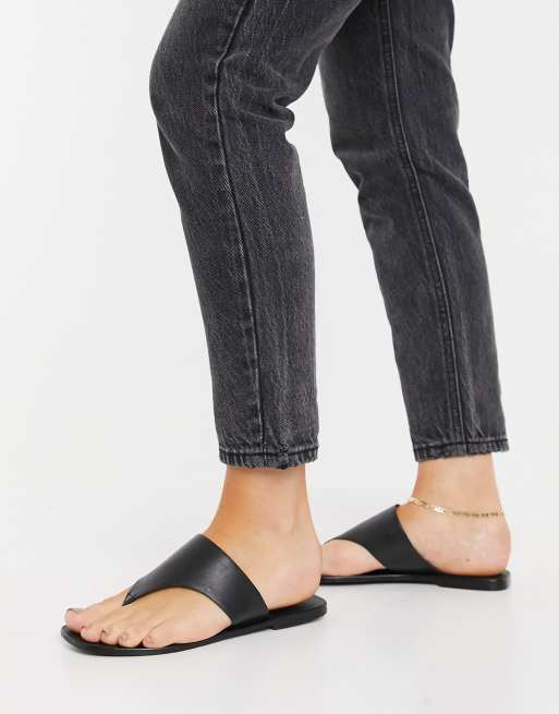 ASOS DESIGN Wide Fit Folly leather toe thong sandals in black