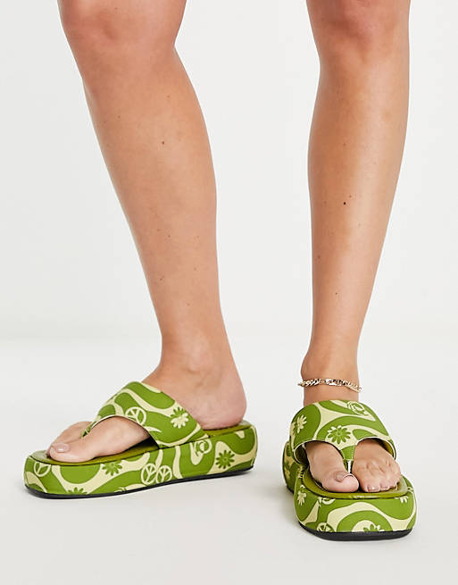 Shoes Flat Sandals/Wide Fit Francesca chunky toe thong sandals in green checkerboard 