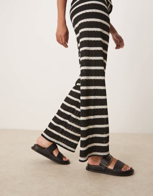 ASOS DESIGN Wide Fit Frozen double strap slider in black