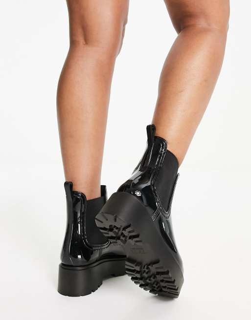 ASOS DESIGN Wide Fit – Gadget – Chelsea-Regenstiefel in Schwarz mit dicker Sohle, 2 von 4