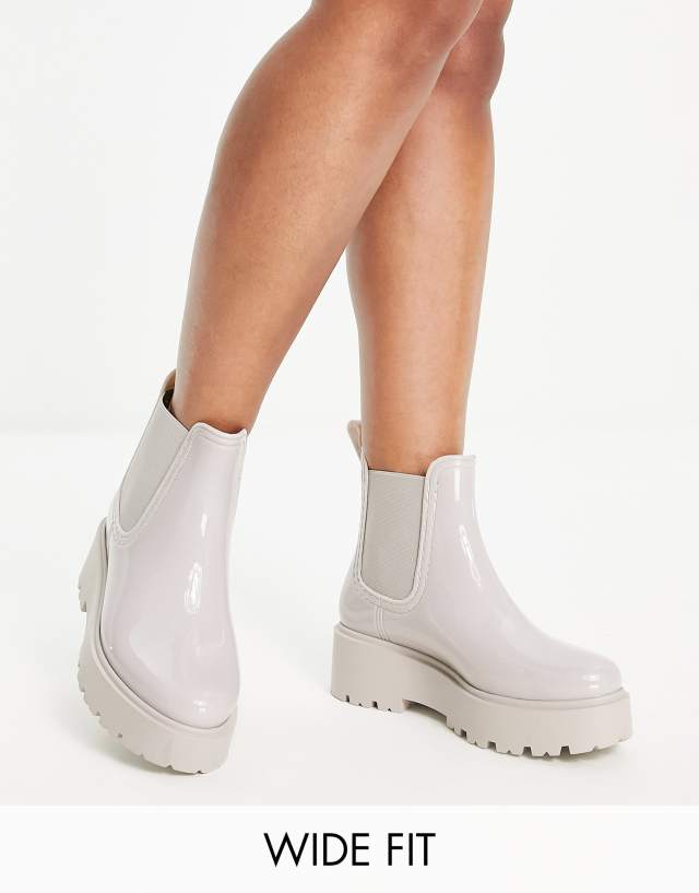 ASOS DESIGN Wide Fit Gadget chunky chelsea wellies in gray