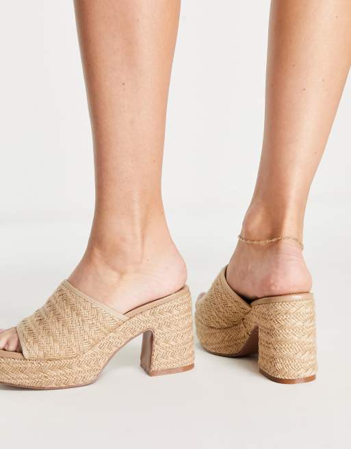 ASOS DESIGN Wide Fit – Harmony – Jasnobrązowe klapki na platformie i średnim obcasie  , 4 z 4