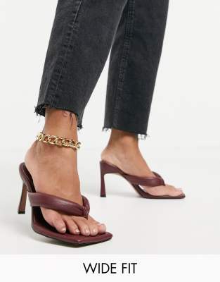 low heel leather sandals