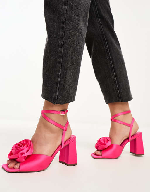 ASOS DESIGN Wide Fit Heather corsage mid heeled sandals in pink, 3 of 4