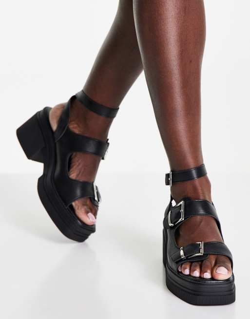 Wide fit chunky outlet sandals