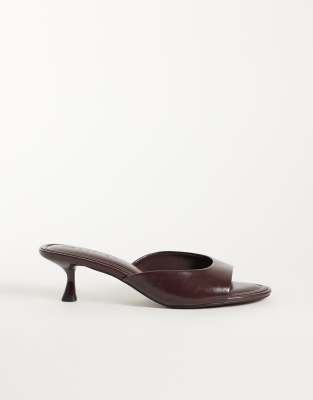 Mules 4
