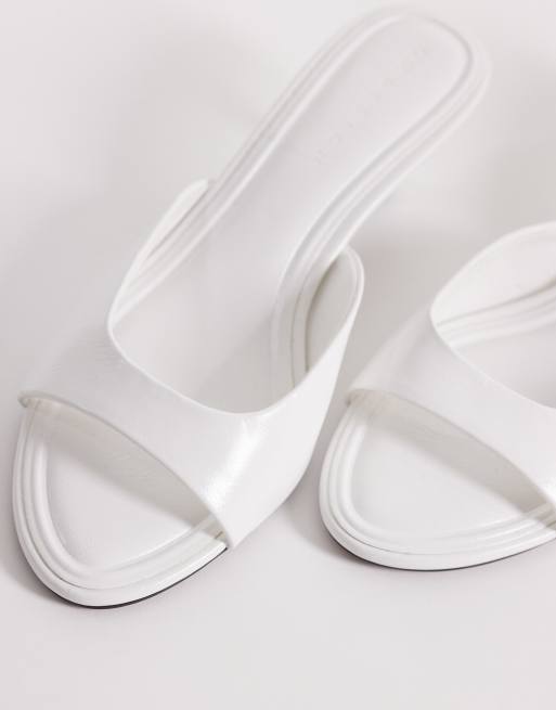 ASOS DESIGN Wide Fit High-Five kitten heel mules in white, 3 of 4