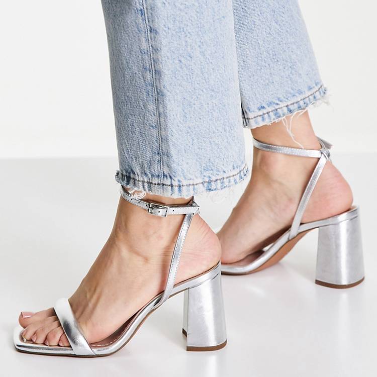 welvaart Kudde Kolibrie ASOS DESIGN Wide Fit Hilton barely there block heeled sandals in silver |  ASOS