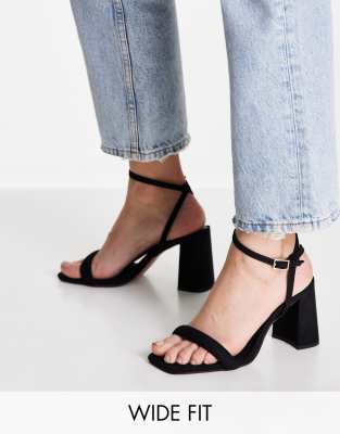 ASOS Design Wide Fit - Hilton - Filigrane Sandalen in Schwarz mit Blockabsatz, weite Passform