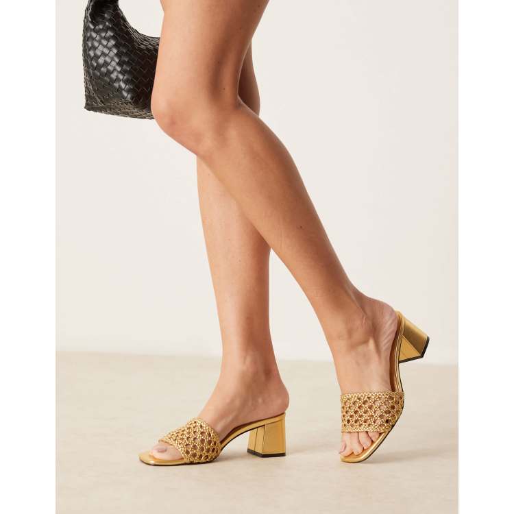 207426217-1-gold?$n_750w$&wid=