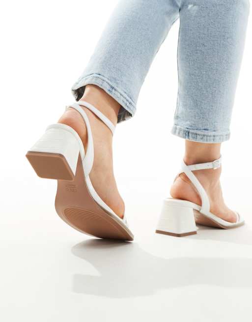 ASOS DESIGN Wide Fit Honeydew Sandales a talon carre mi haut Blanc