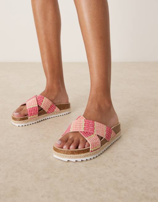 ASOS DESIGN Wide Fit Jessica cross strap espadrille mule sandals in pink raffia, 3 of 4