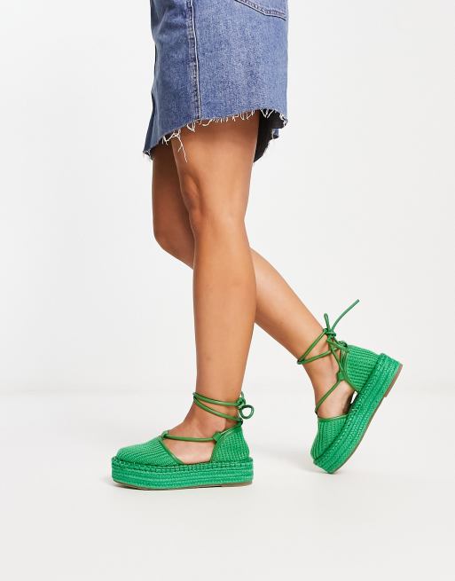 ASOS DESIGN Wide Fit Juggle Espadrilles in Grun mit Plateausohle ASOS