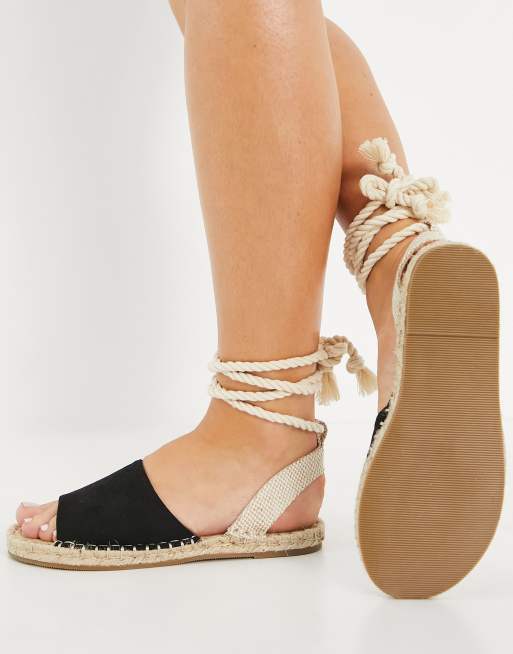 Reserveren leiderschap fragment ASOS DESIGN Wide Fit - June - Espadrille-sandalen met touwtjes in zwart |  ASOS