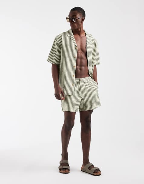 ASOS DESIGN Wide Fit - Korte badeshorts med brede ben og grønne striber - Del af sæt - view 1