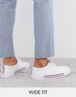 white lace up plimsolls