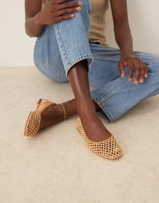 ASOS DESIGN Wide Fit - Lagoon - Gewebte Ballerinas in Natur, weite Passform-Neutral