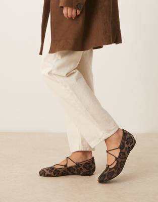  Lagos elasticated ballets in leopard