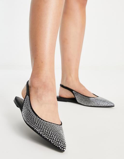 Flat store pointed slingbacks