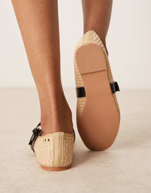 ASOS DESIGN Wide Fit Larson eyelet mary jane ballets in natural weave, 3 of 4