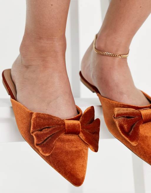 Remi on sale bow mule