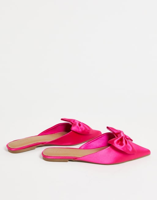 ASOS DESIGN - Wide Fit - Lass - Spidse, flade mules med oversized sløjfe i pink satin, 3 af 4