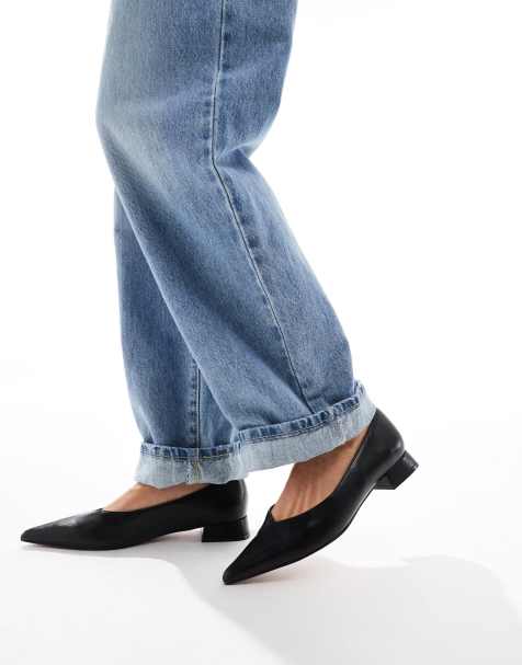 ASOS DESIGN Wide Fit Lavinia ballet flats in black - view 1