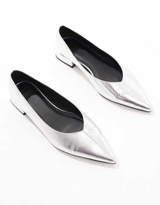 ASOS DESIGN Wide Fit Lavinia ballet in silver