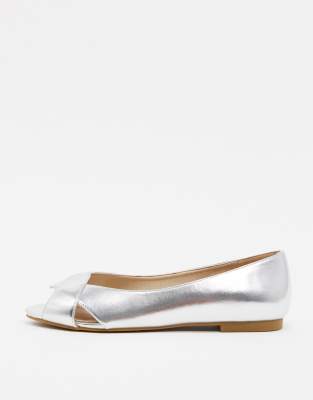 wide silver flats