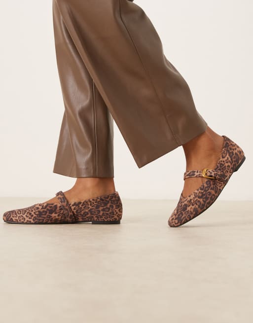 ASOS DESIGN Wide Fit – Leah – Ballerinas mit Mary-Jane-Design und Leopardenmuster, 4 von 4