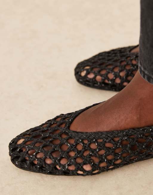 ASOS DESIGN Wide Fit Linus clean ballet flats in black weave