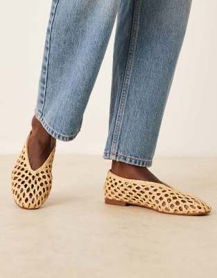 ASOS DESIGN Wide Fit - Linus - Schlichte Ballerinas im naturfarbenen Webdesign, weite Passform-Neutral