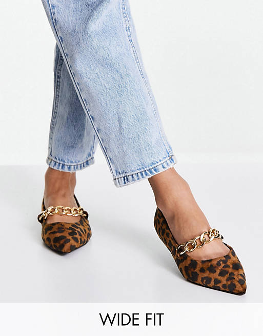  Flat Shoes/Wide Fit Lise chain point ballets in leopard velvet 
