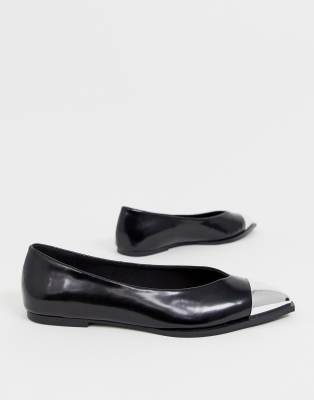 black wide flats