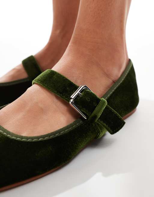 ASOS DESIGN Wide Fit Lou Mary Jane ballet flats in green velvet | ASOS