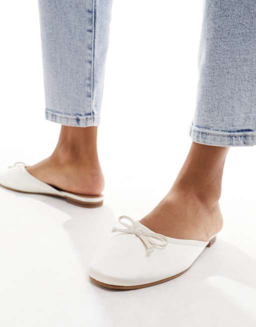 ASOS DESIGN Wide Fit – Lucia – Pantoletten in Elfenbein, weite Passform, 4 von 4