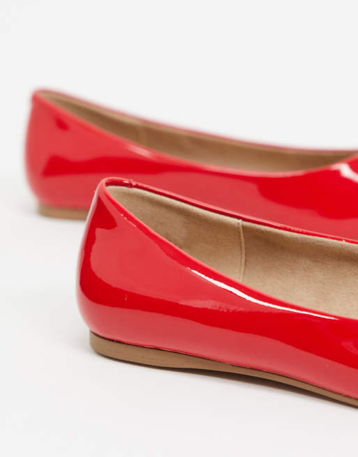 Red patent hot sale leather ballet flats