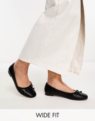 ASOS DESIGN Wide Fit - Lullaby - Ballerinas in Schwarz mit Schleife, weite Passform