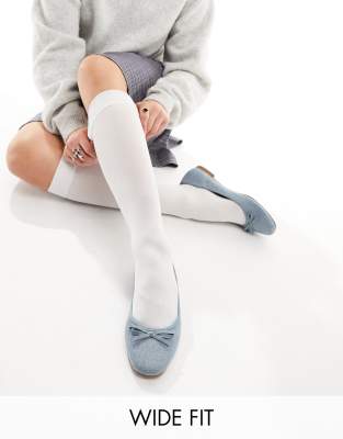 ASOS DESIGN Wide Fit Lullaby basic bow ballet flats in denim | ASOS